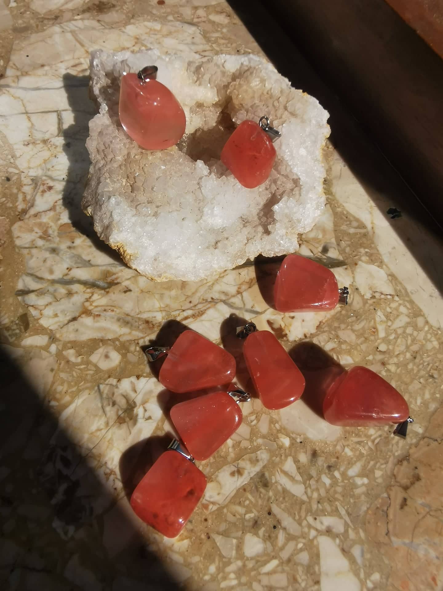 Kirschquarz Anhänger