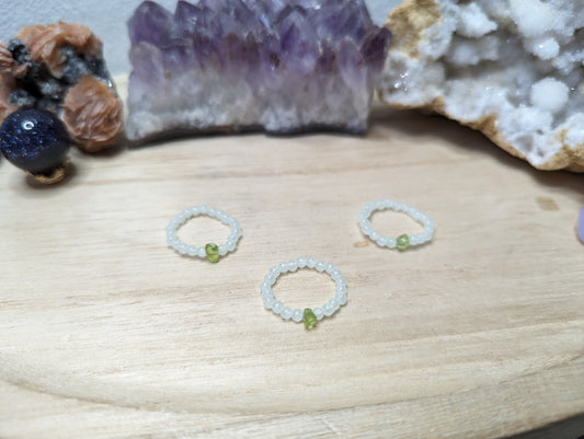 Peridot Ring nachtleuchtend